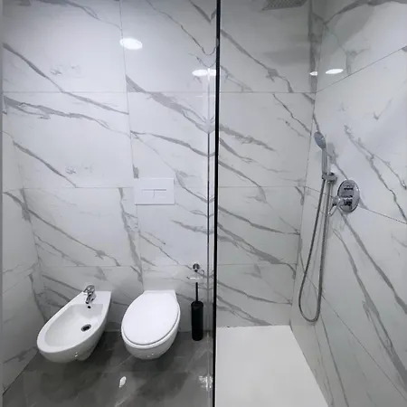 Domus Leone Apartment Neapel